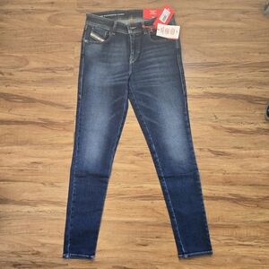 Diesel Womens Skinny Jeans in Dark Blue Wash